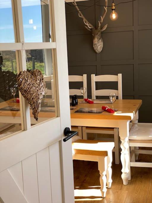 Kinnoull House Near Stornoway Hot-Tub Sauna Pet Friendly Garrabost Exterior foto